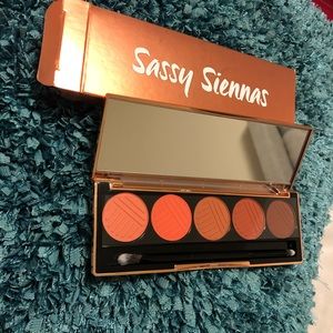 Dose Sassy Siennas Palette